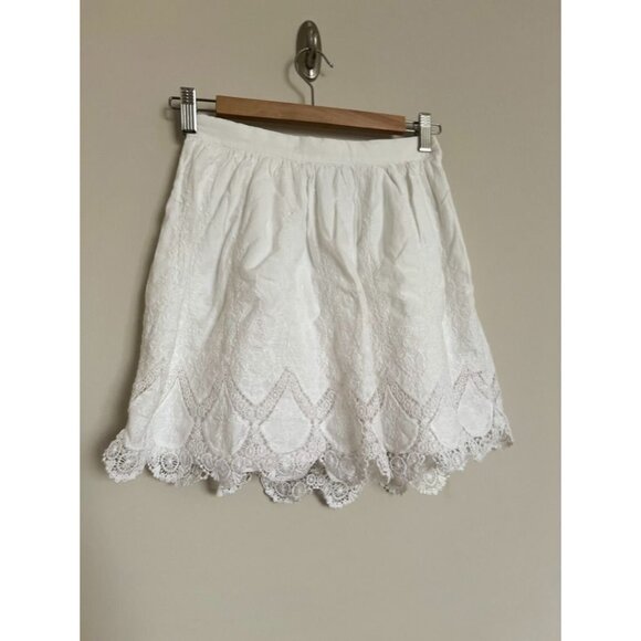 GAP Other - NWT GAP White Floral Skirt - Size 10